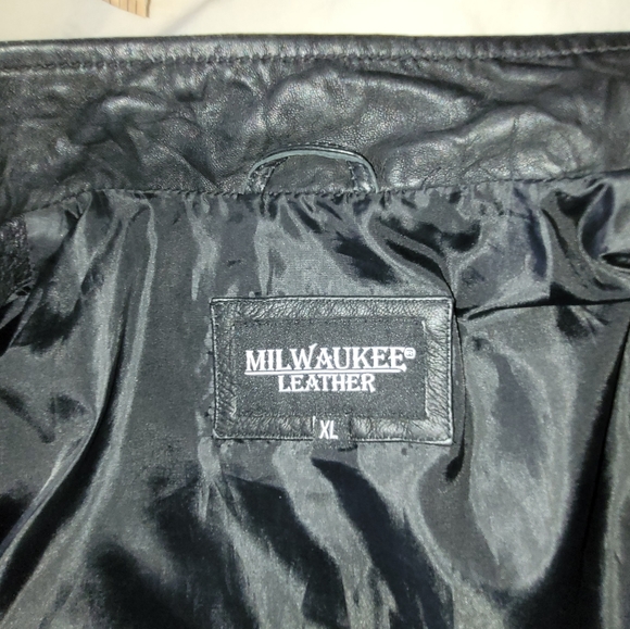 Milwaukee black leather jacket xl - Picture 8 of 9